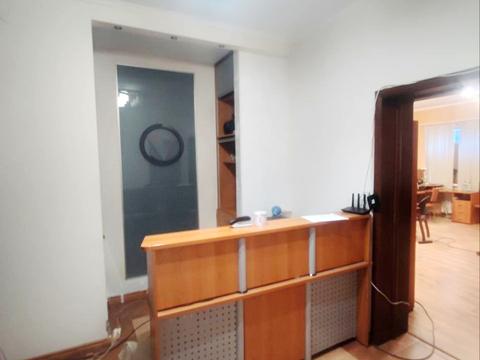 комерційна за адресою Турівська вул., 29