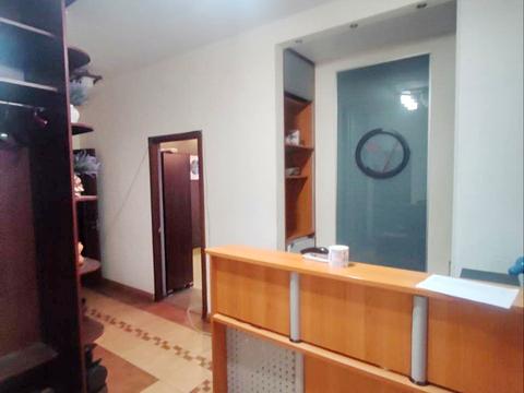 комерційна за адресою Турівська вул., 29