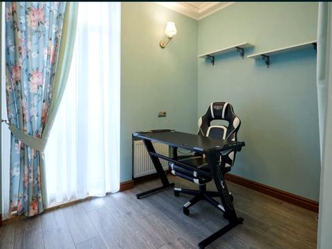 квартира за адресою Регенераторна вул., 4 к17