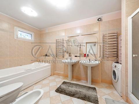 дом по адресу київська, 33