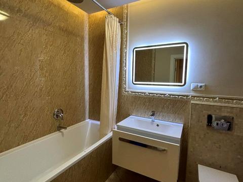 квартира за адресою Регенераторна вул., 4 к8