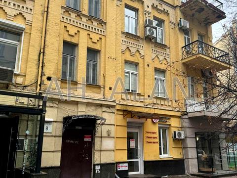 комерційна за адресою Шота Руставелі вул., 8