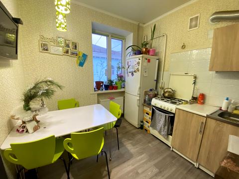 квартира за адресою Героїв України просп. (Героїв Сталінграду), 73