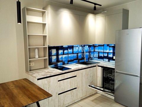 квартира за адресою Космічна вул., 5