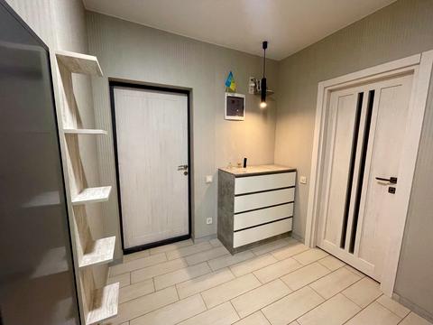 квартира за адресою Космічна вул., 5