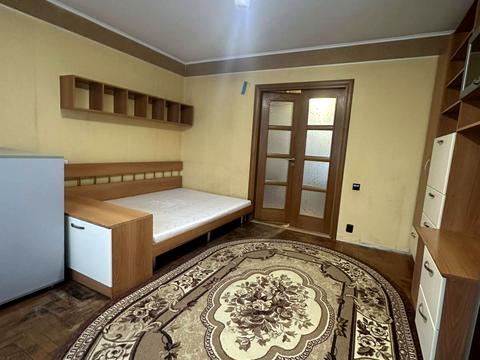 квартира за адресою Крушельницької вул., 1