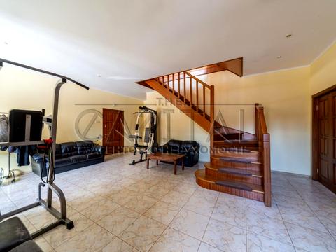 будинок за адресою Соборна вул. ()