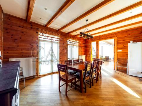 будинок за адресою Соборна вул. ()