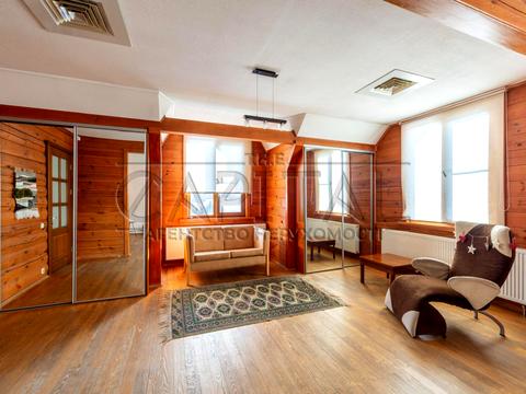 будинок за адресою Соборна вул. ()