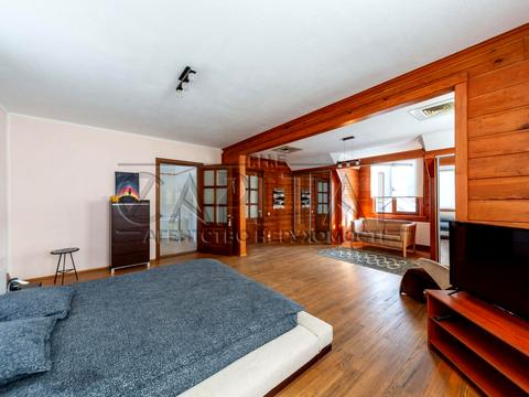 будинок за адресою Соборна вул. ()