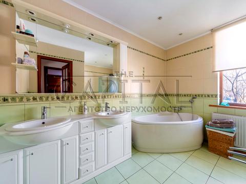 будинок за адресою Соборна вул. ()