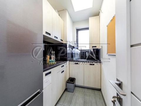 коммерческая по адресу Передова ул., 3