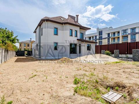 будинок за адресою Богатирська вул.