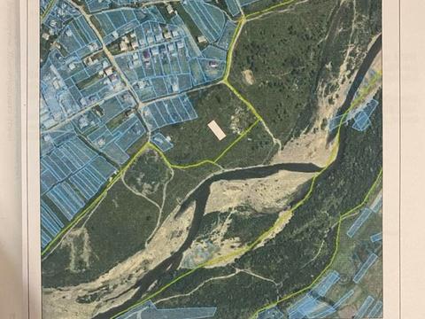 участок по адресу 