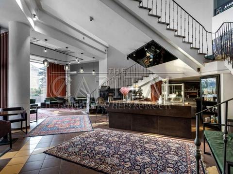 комерційна за адресою Київ, Жилянська вул., 59