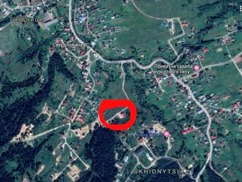 комерційна за адресою Євгена Коновальця вул., 15