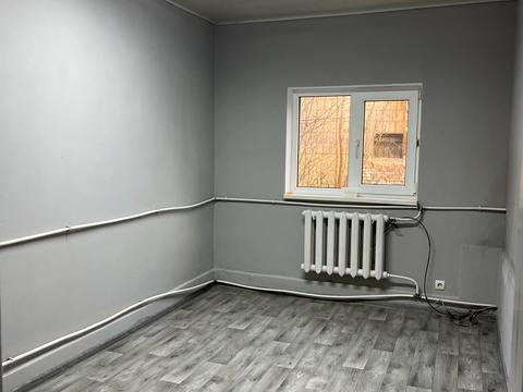 комерційна за адресою Грушевського, 51а