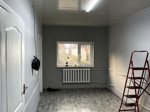 комерційна за адресою Грушевського, 51а