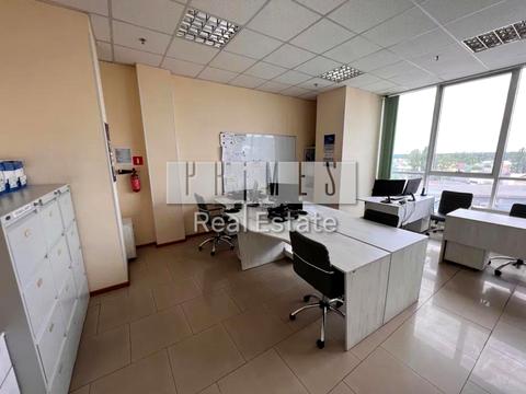 комерційна за адресою Харківське шосе, 2-А