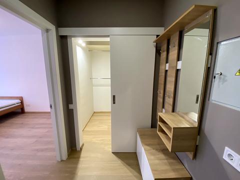 квартира по адресу Набережно-Рыбальская дорога ул., 27