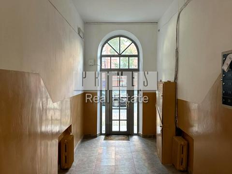 комерційна за адресою Пилипа Орлика вул., 6