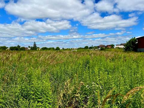 ділянка за адресою Черняхівського вул.