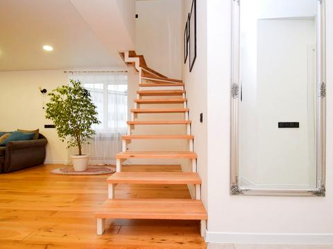 квартира за адресою Рєпіна вул., (Будинок)