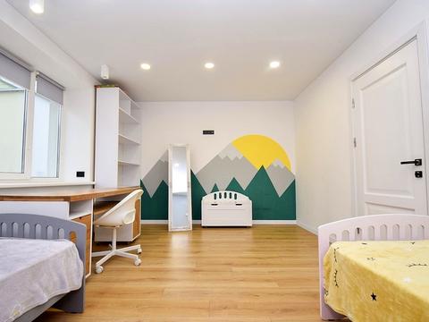 квартира за адресою Рєпіна вул., (Будинок)