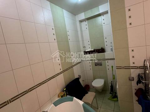 квартира за адресою Космічна вул., 12а