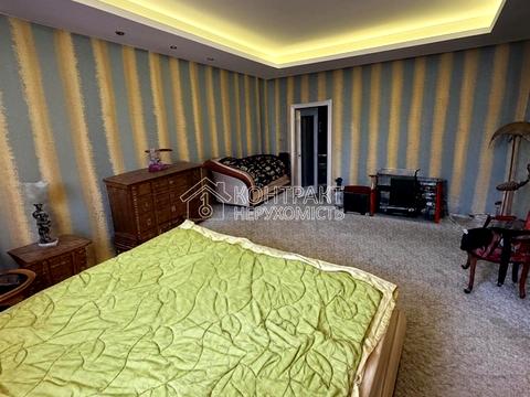 квартира за адресою Космічна вул., 12а