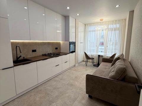 квартира за адресою Свободи вул., 12а