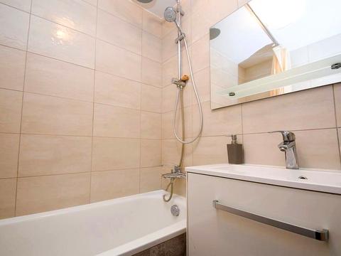 квартира за адресою Протасевича вул., 4