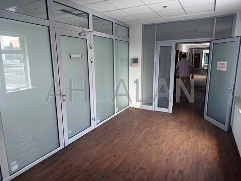 коммерческая по адресу Борщаговская ул., 154а