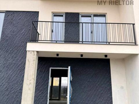 будинок за адресою с. Сторожниця, Головна, 3