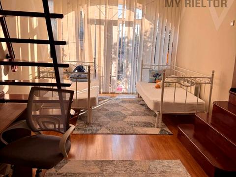 будинок за адресою Ужгород, Центральна, 8