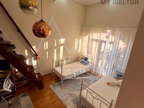 будинок за адресою Ужгород, Центральна, 8