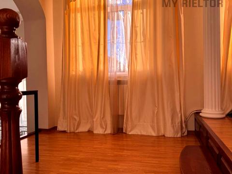 будинок за адресою Ужгород, Центральна, 8