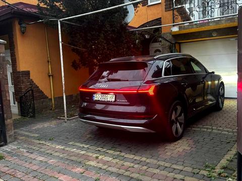 будинок за адресою Ужгород, Центральна, 8