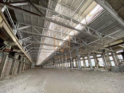 комерційна за адресою Куренівська вул., 102