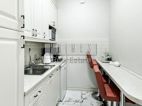 комерційна за адресою Лесі Українки бульв., 7-В