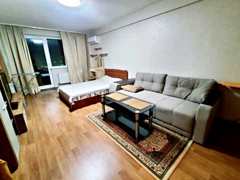 квартира за адресою Михайла Максимовича вул. (Онуфрія Трутенка), 9
