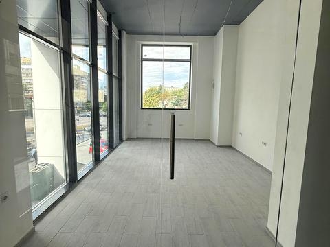 комерційна за адресою Доли вул., 9