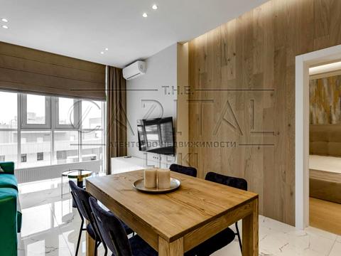 квартира по адресу Андрея Верхогляда ул. (Михайла Драгомирова), 15