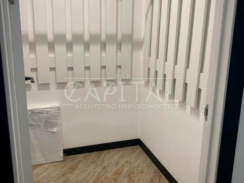 коммерческая по адресу Евгения Коновальца ул. (Щорса), 36-Б