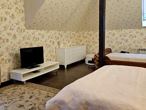 будинок за адресою 4-й провулок, 10