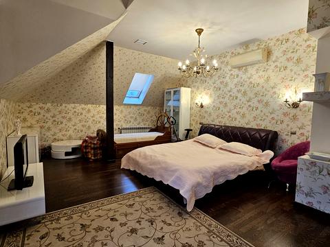 будинок за адресою 4-й провулок, 10