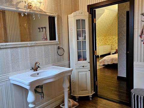 будинок за адресою 4-й провулок, 10