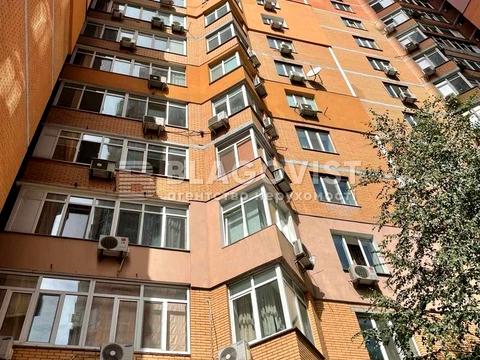 квартира за адресою Євгена Коновальця вул. (Щорса), 32-А