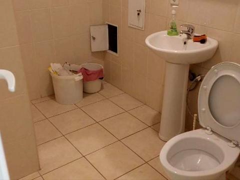 комерційна за адресою Одеської громади вул. (Авдєєва-Чорноморського), 2б