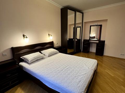 квартира по адресу Максима Рыльского ул., 8